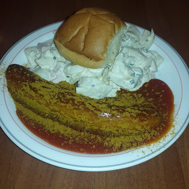 Currywurst Mit Kartoffelsalat