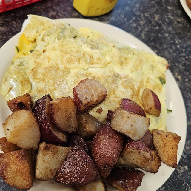 Omelette with Home Fries