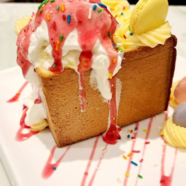 Strawberry Lover Honey Toast