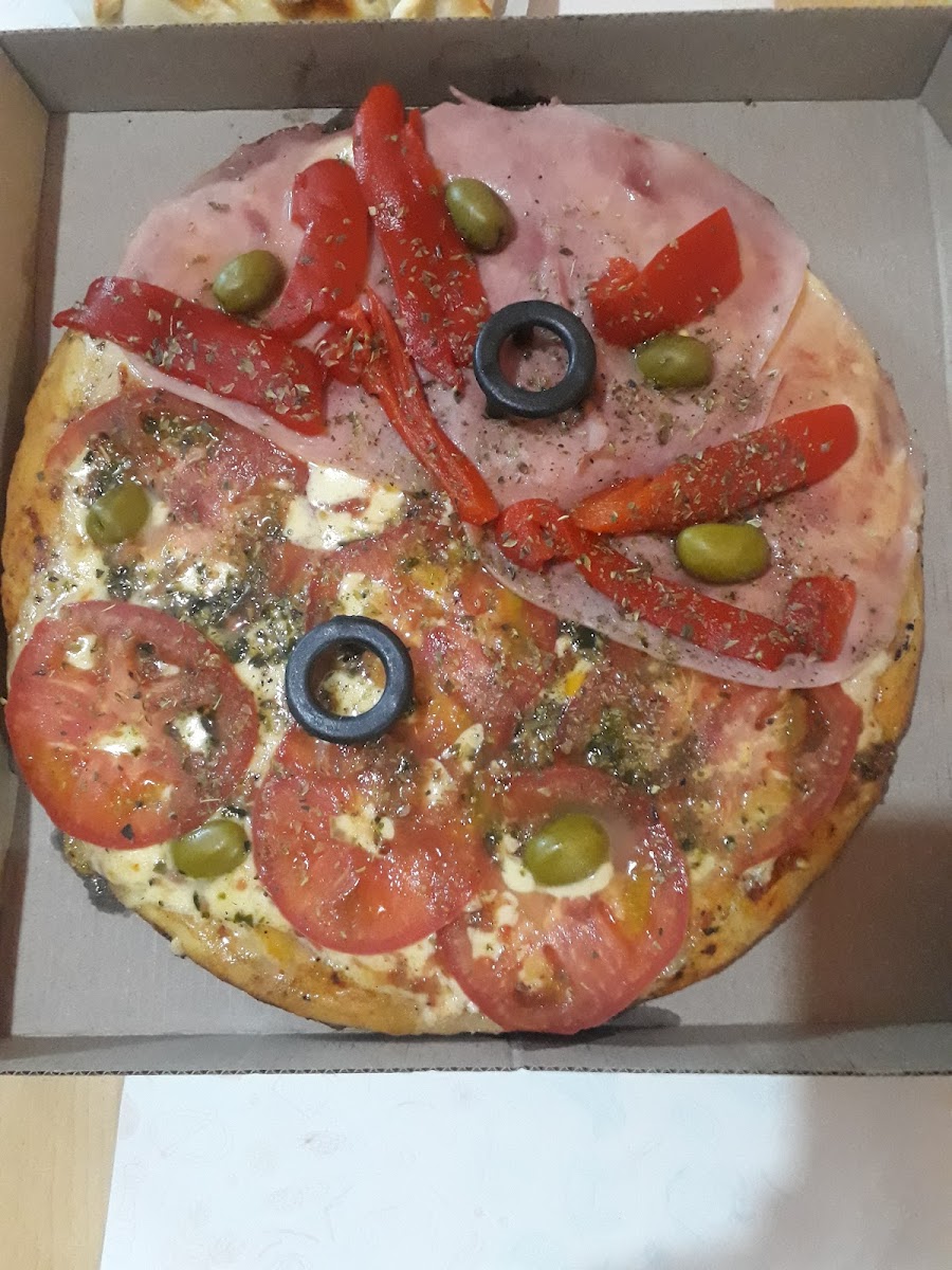 Pizzas tuca