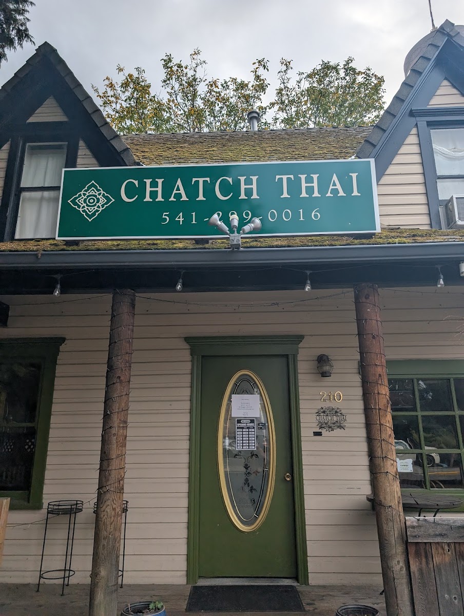 Chatch Thai Restaurant