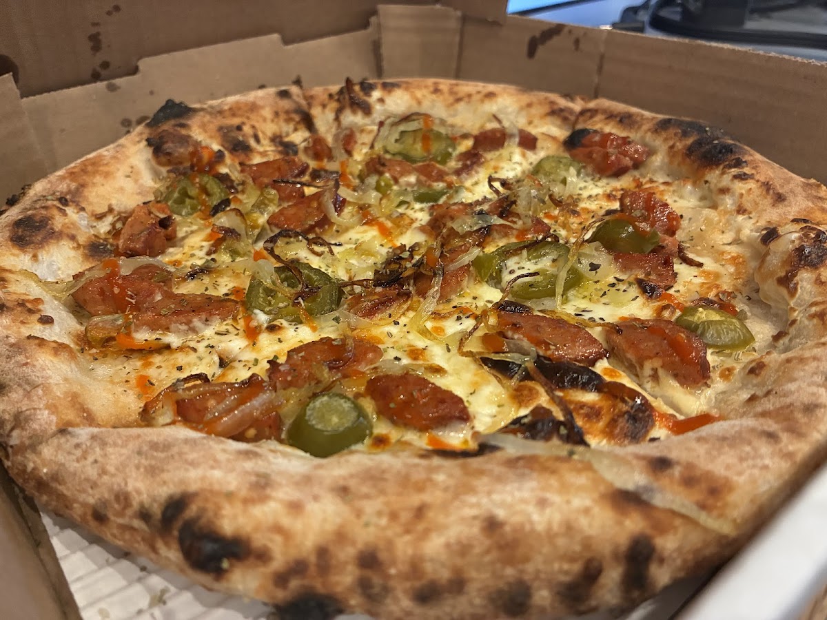 DUDE'Z woodfired pizza