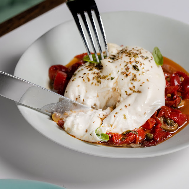 Burrata E Peperonata