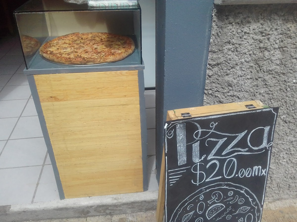 Bonsai Pizzas