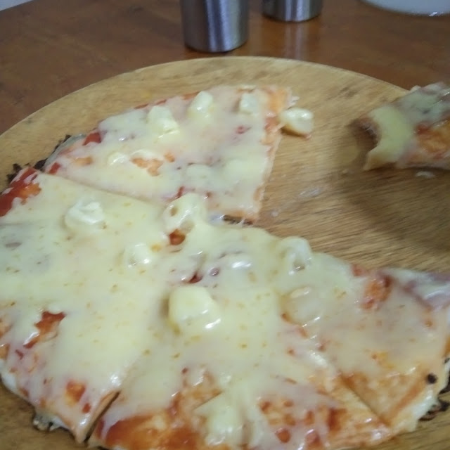 Hawaiian Pizza