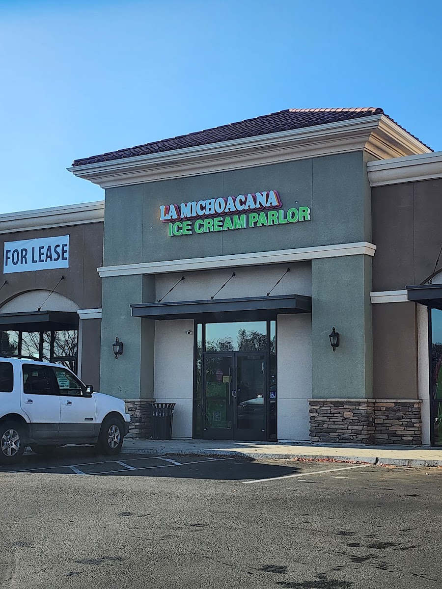 La Michoacana PLUS Fresno #3