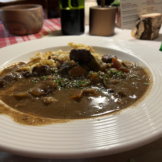 Civet de Cerf Spaetzle
