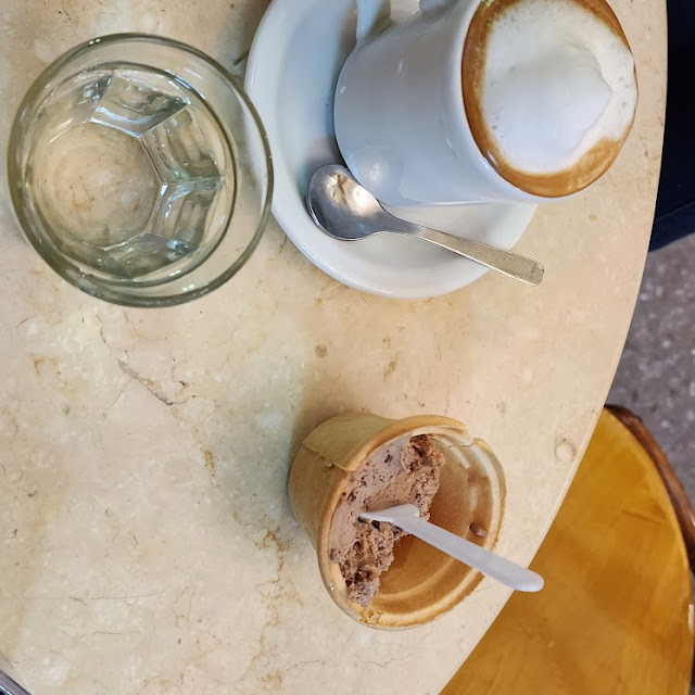 Café Con Leche