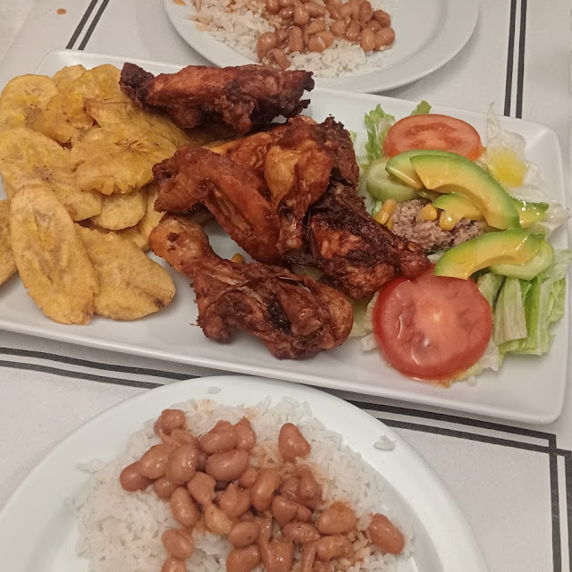 Patacón Pollo