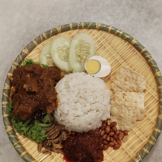 Nasilemak Chicken Rendang