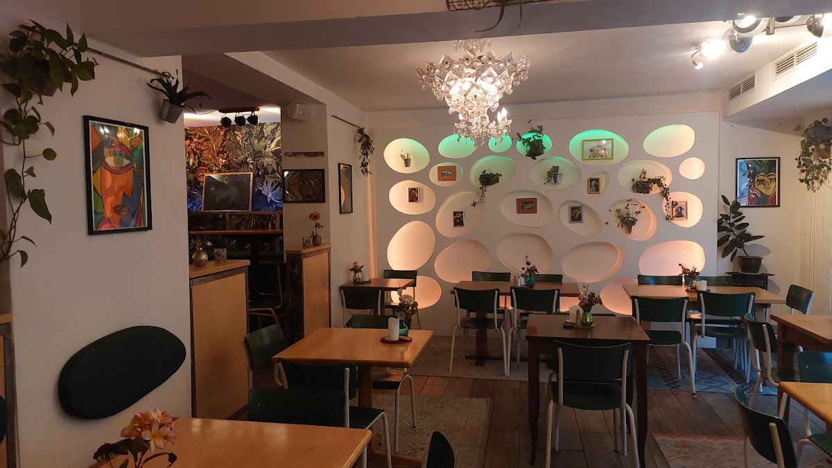 EXIL Restaurant
