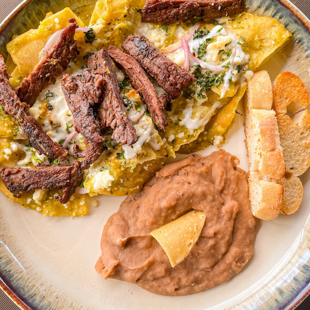 Chilaquiles Verdes Con Arrachera
