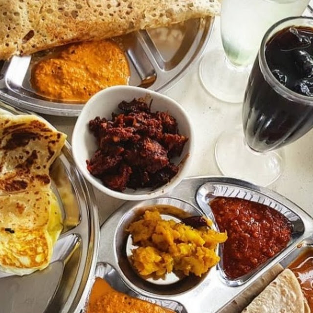 Rawa Eggs Prata and Chapati