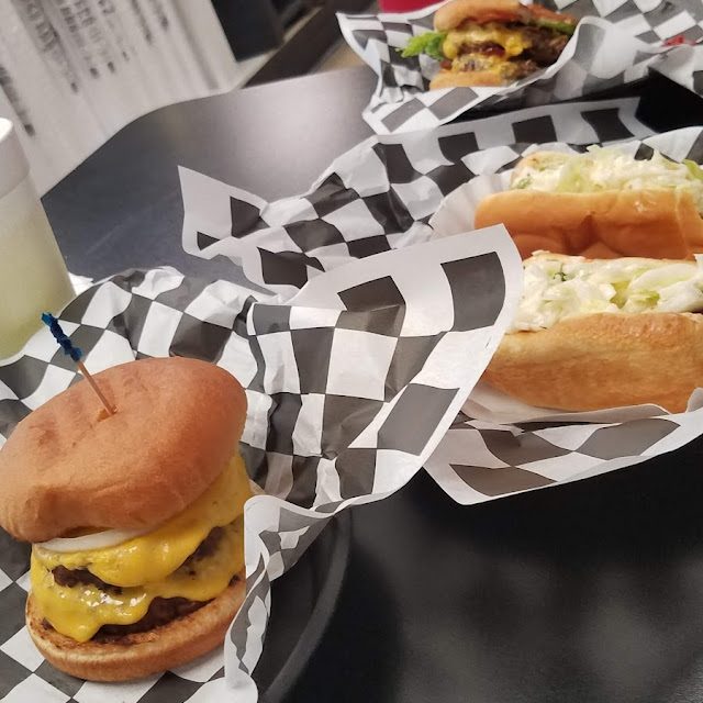 Double Cheeseburger