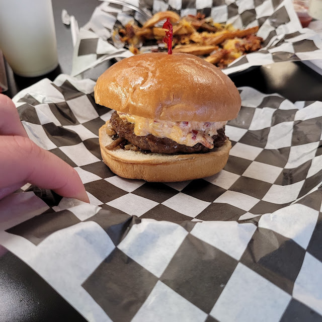 Pimento Cheeseburger
