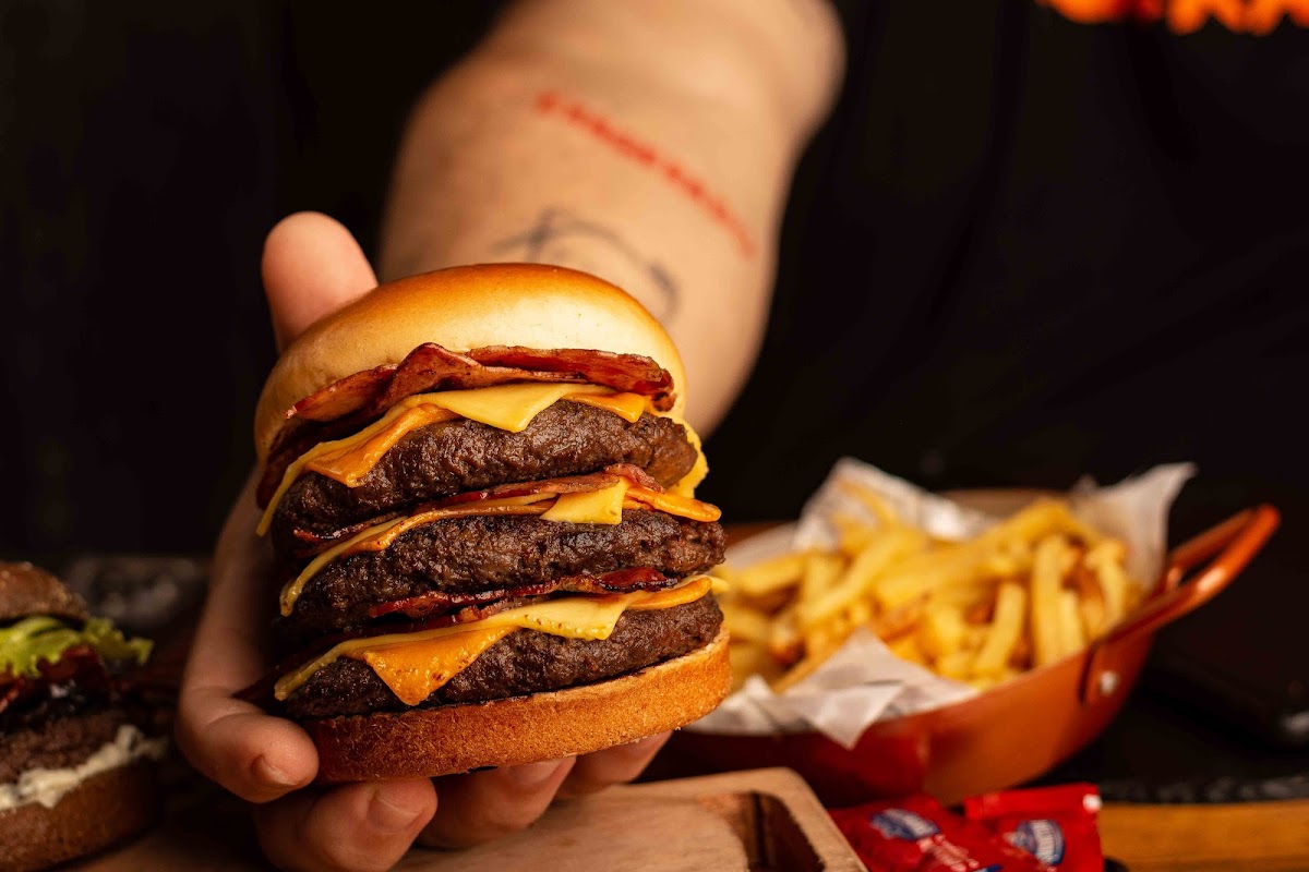 Exagerado Burger e Churros Gourmet