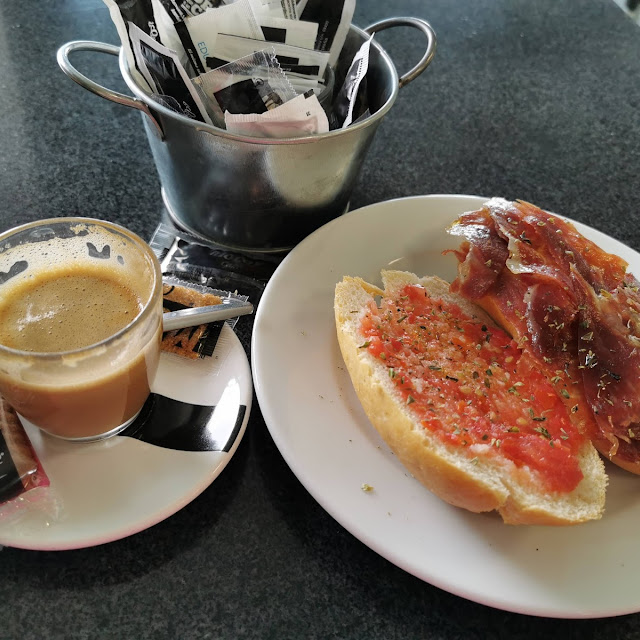 Pulga de Jamón Y Cortado