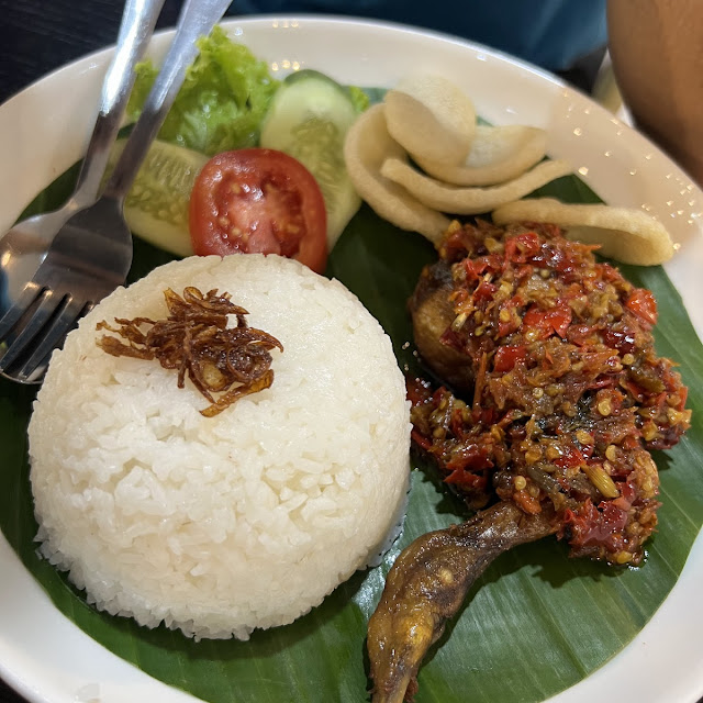 Nasi Ayam