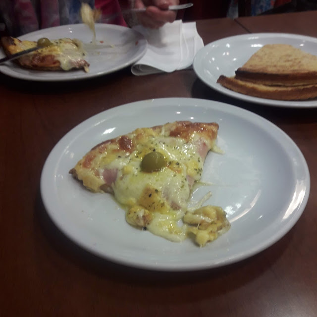 Pizza de Provolone