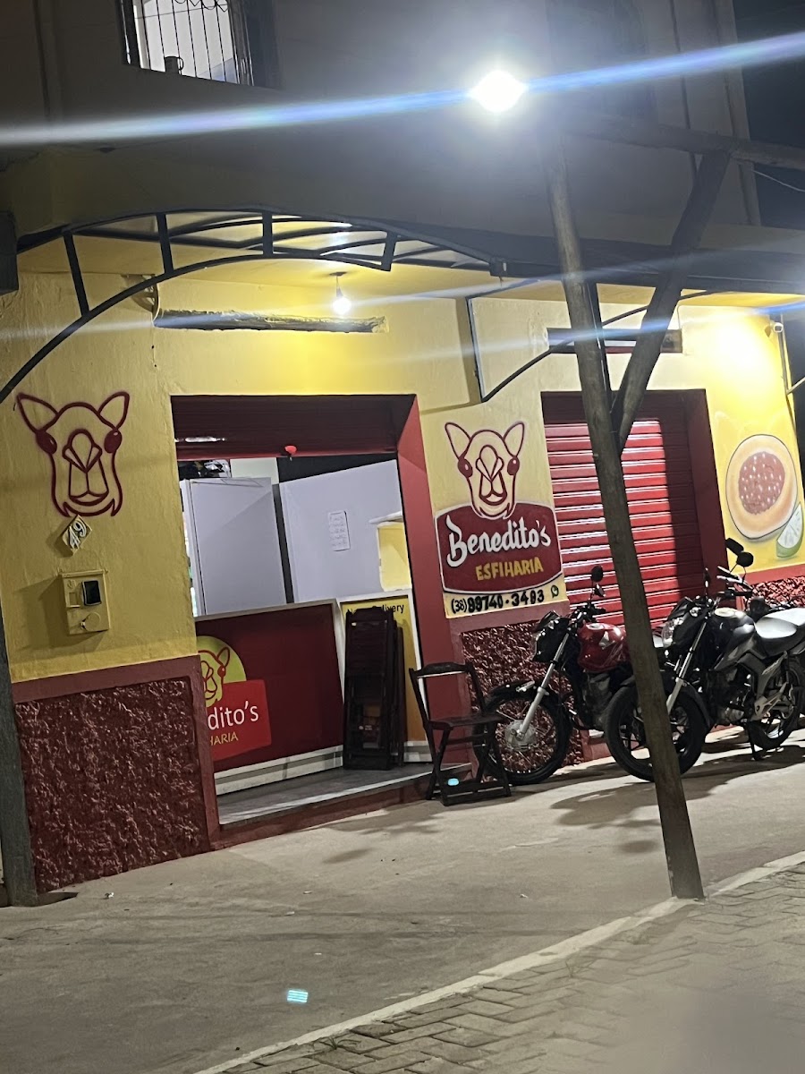 Beneditos Esfihas e Pizzas
