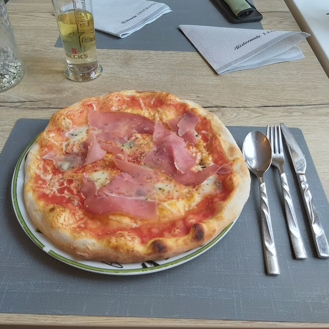Pizza Nostrana