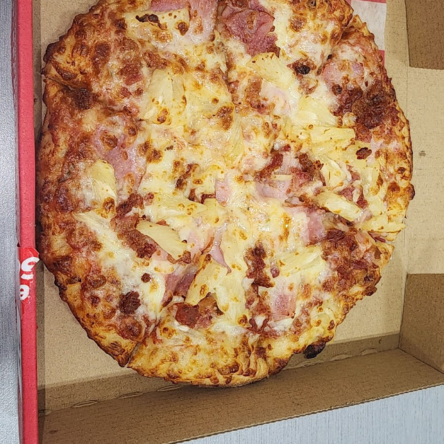 Hawaiian Pizza
