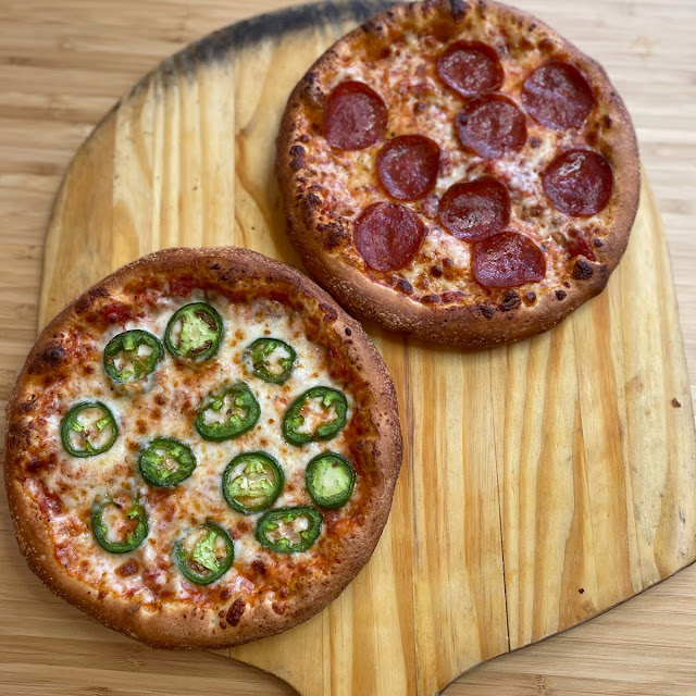 Hand Tossed Tomato