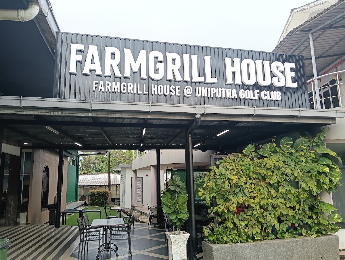 Farm Grill Club Golf