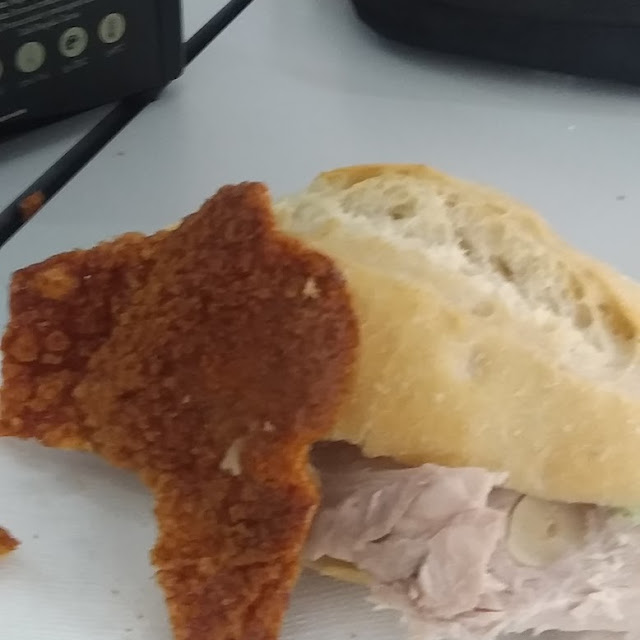 Pulguita de Pata Con Chicharron