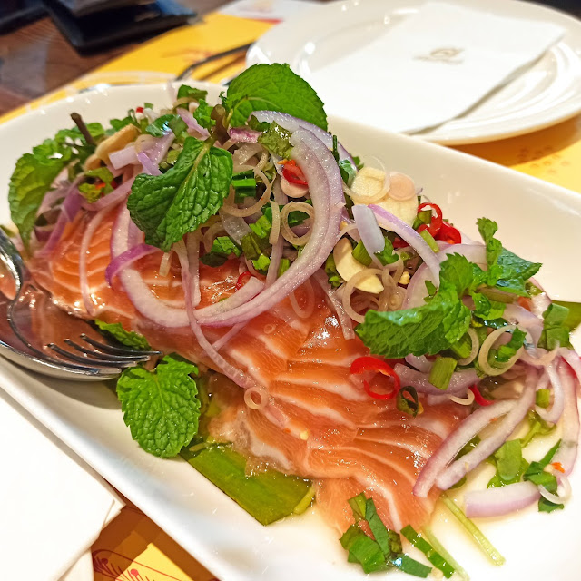 Salmon Spicy Salad