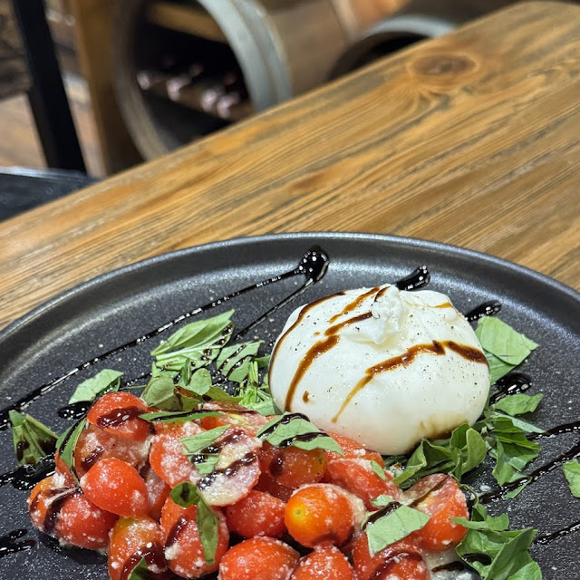 Burrata Salad
