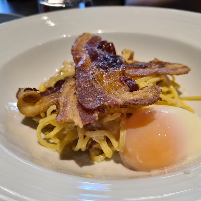 Spaghetti Country Carbonara with Onsen Egg