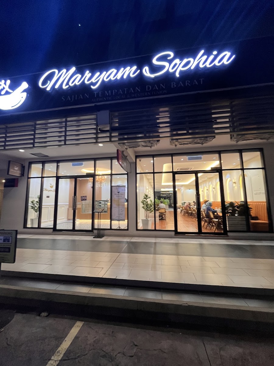 Maryam Sophia