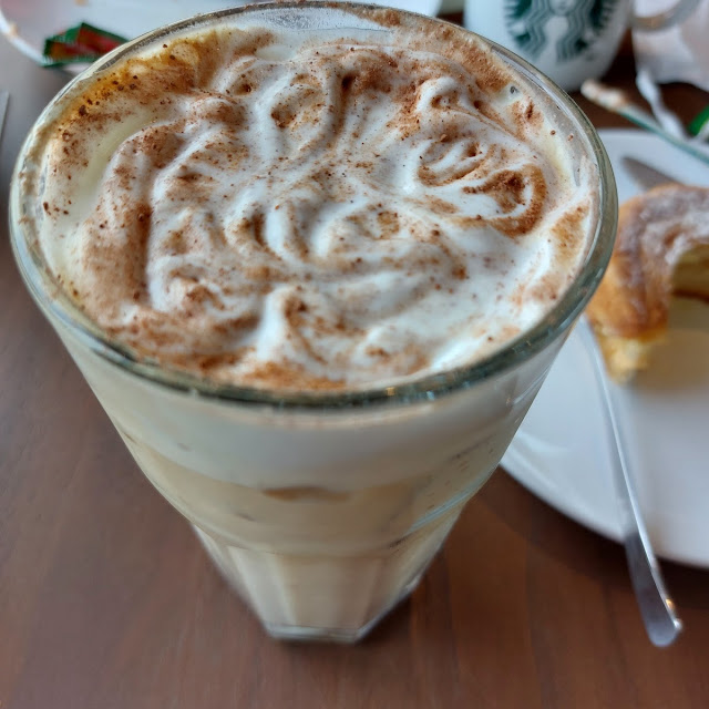 Iced Tiramisu Latte