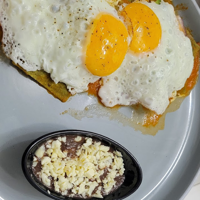 Chilaquiles Con Huevo