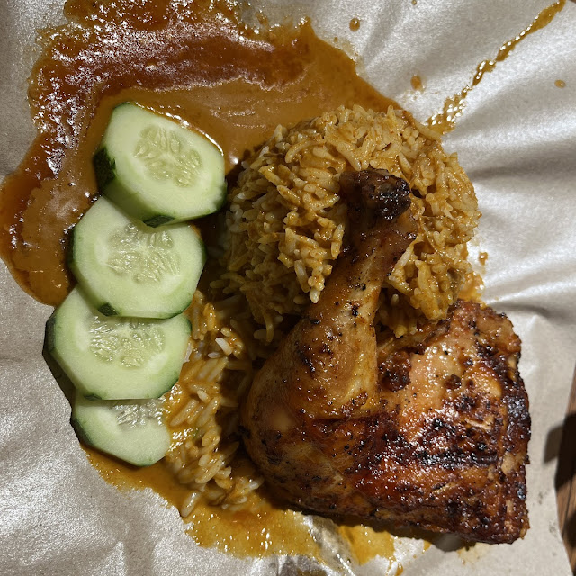 Nasi Kukus Ayam Berempah