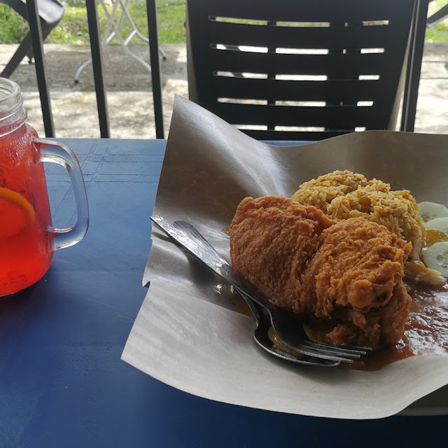 Nasi Kukus Ayam Krispy