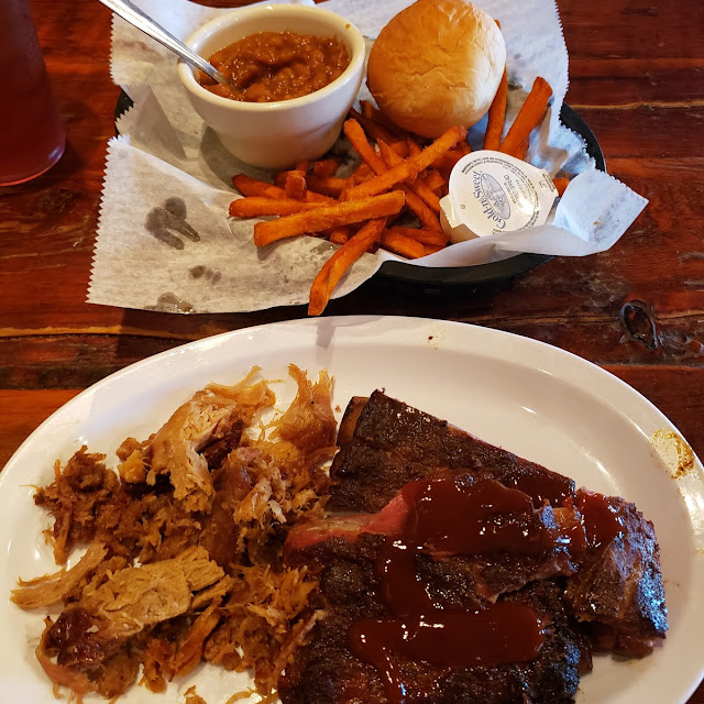 Combination Pork and Ribs