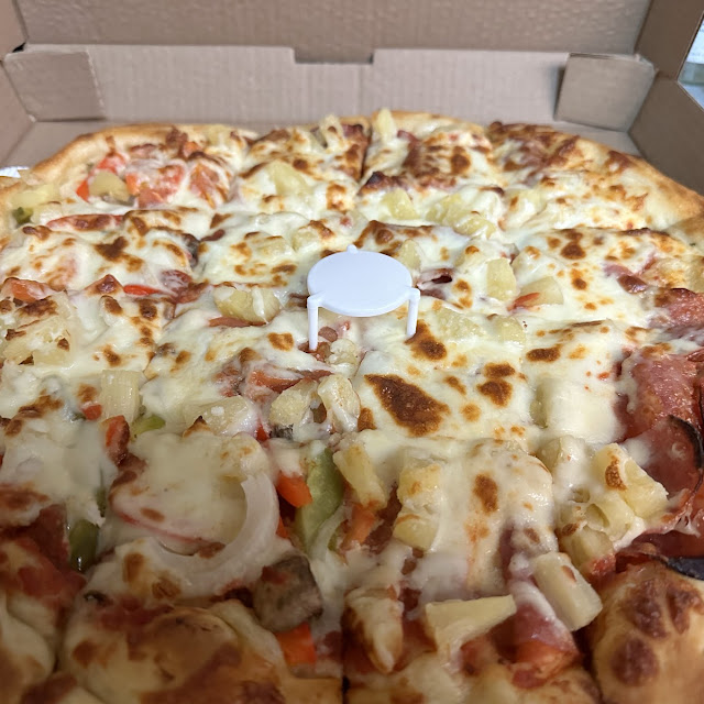 Half Vegetarian and Half Hawaiian Pizza
