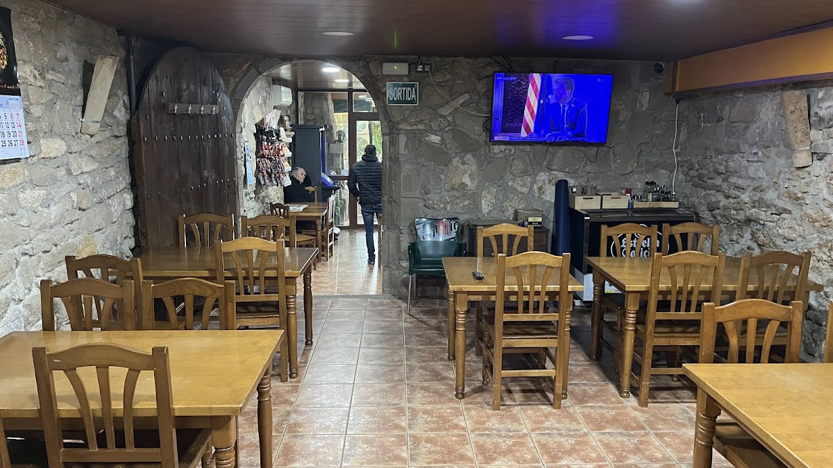 Tasca Gallega Il·legal