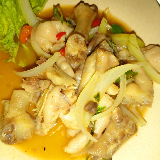 Kerabuk Kaki Ayam