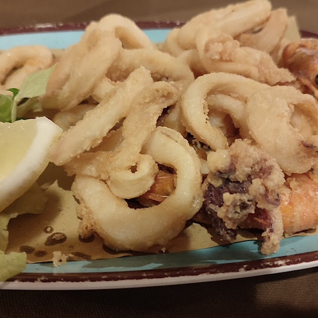 Frittura Di Calamari E Gamberi