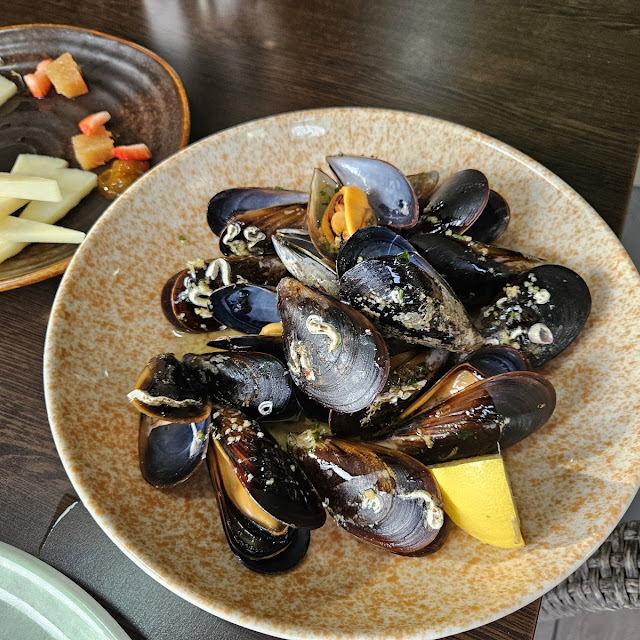Grilled Mussels
