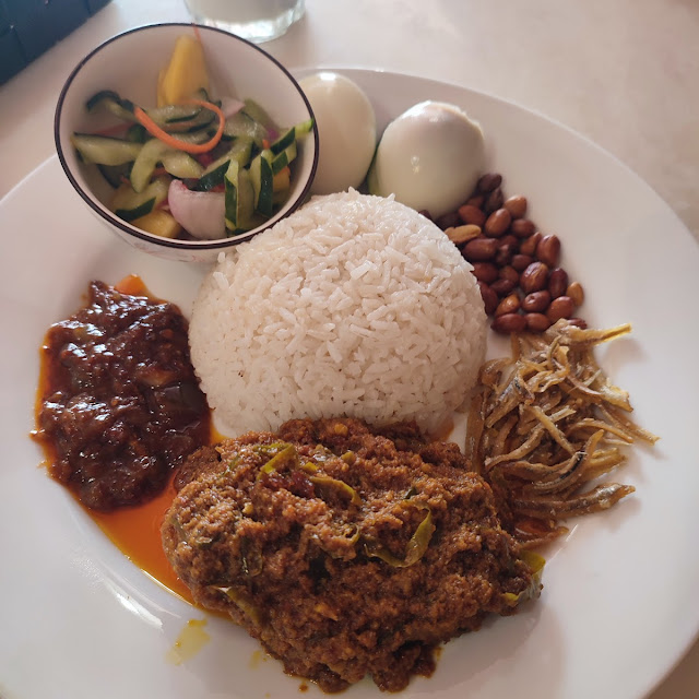 Nyonya Chicken Nasi Lemak