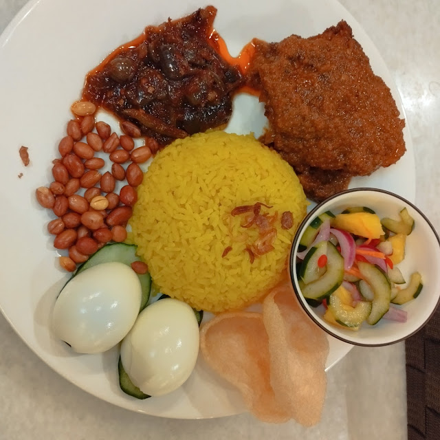 Nyonya Chicken Turmeric Rice