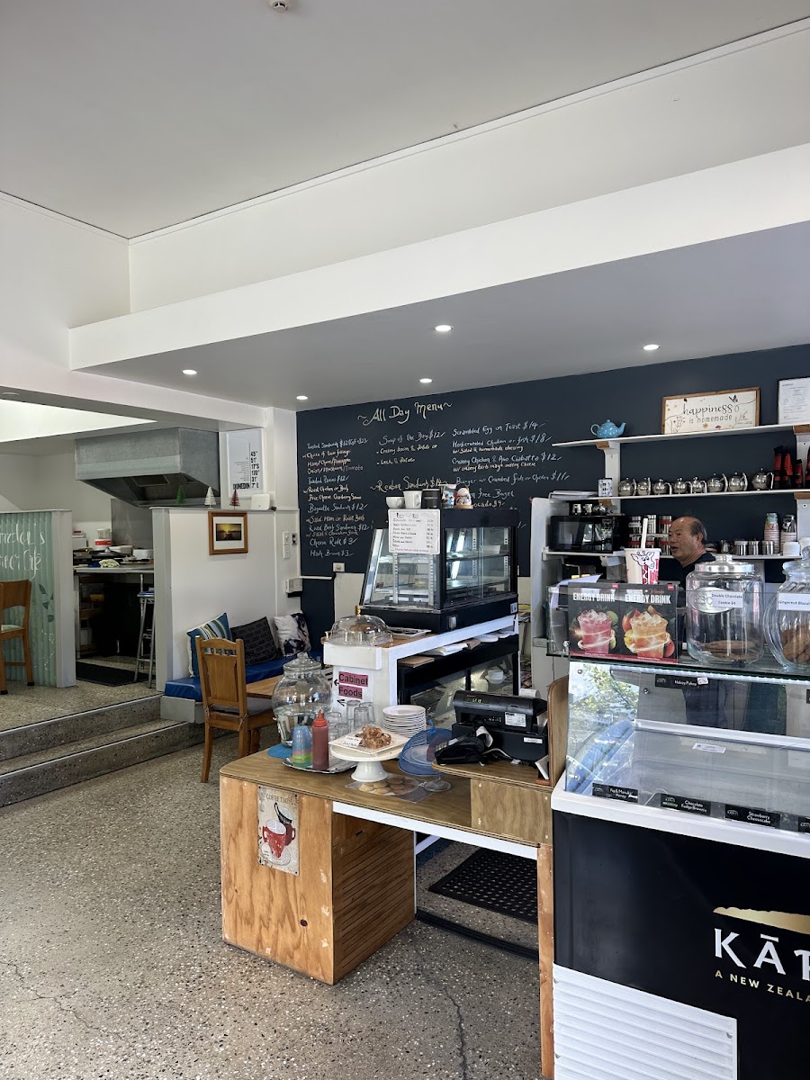 Garden’s Corner Cafe