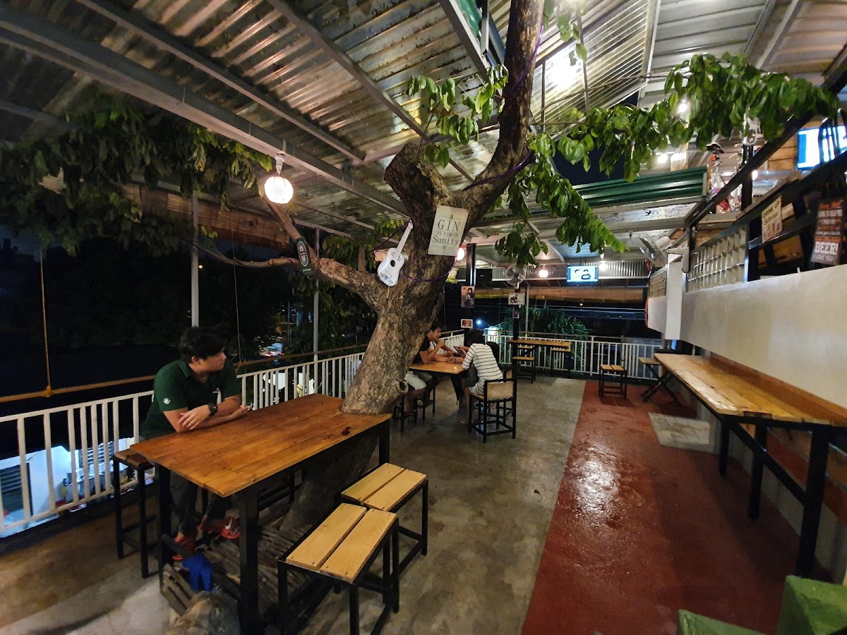 The ROOF DECK Bar & Grill - Valenzuela City