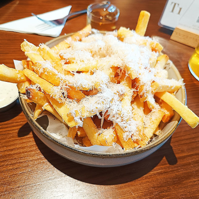 French Fries with Cheese