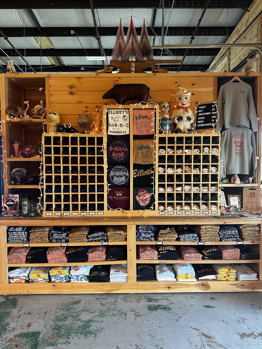 Elliott's BBQ Lounge