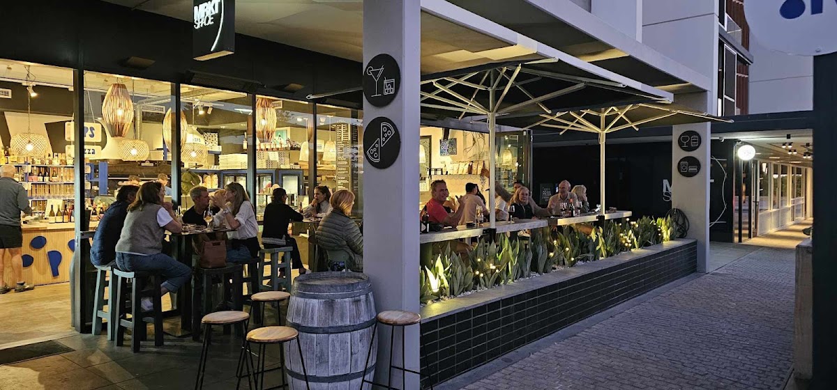 MRKT SPACE - Leighton Beach